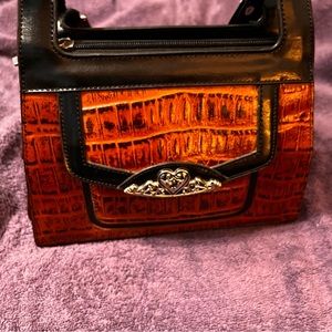 Womans handbag brown & black